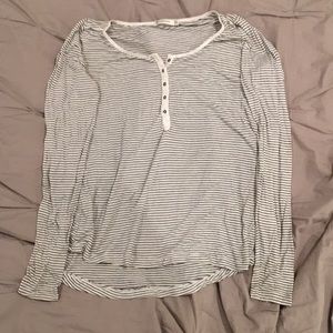White and black striped long sleeve